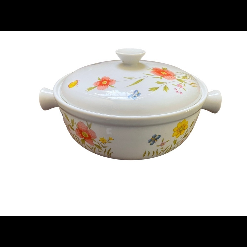 CASSEROLE with lid oven to table Country Flowers by Andrea 9227